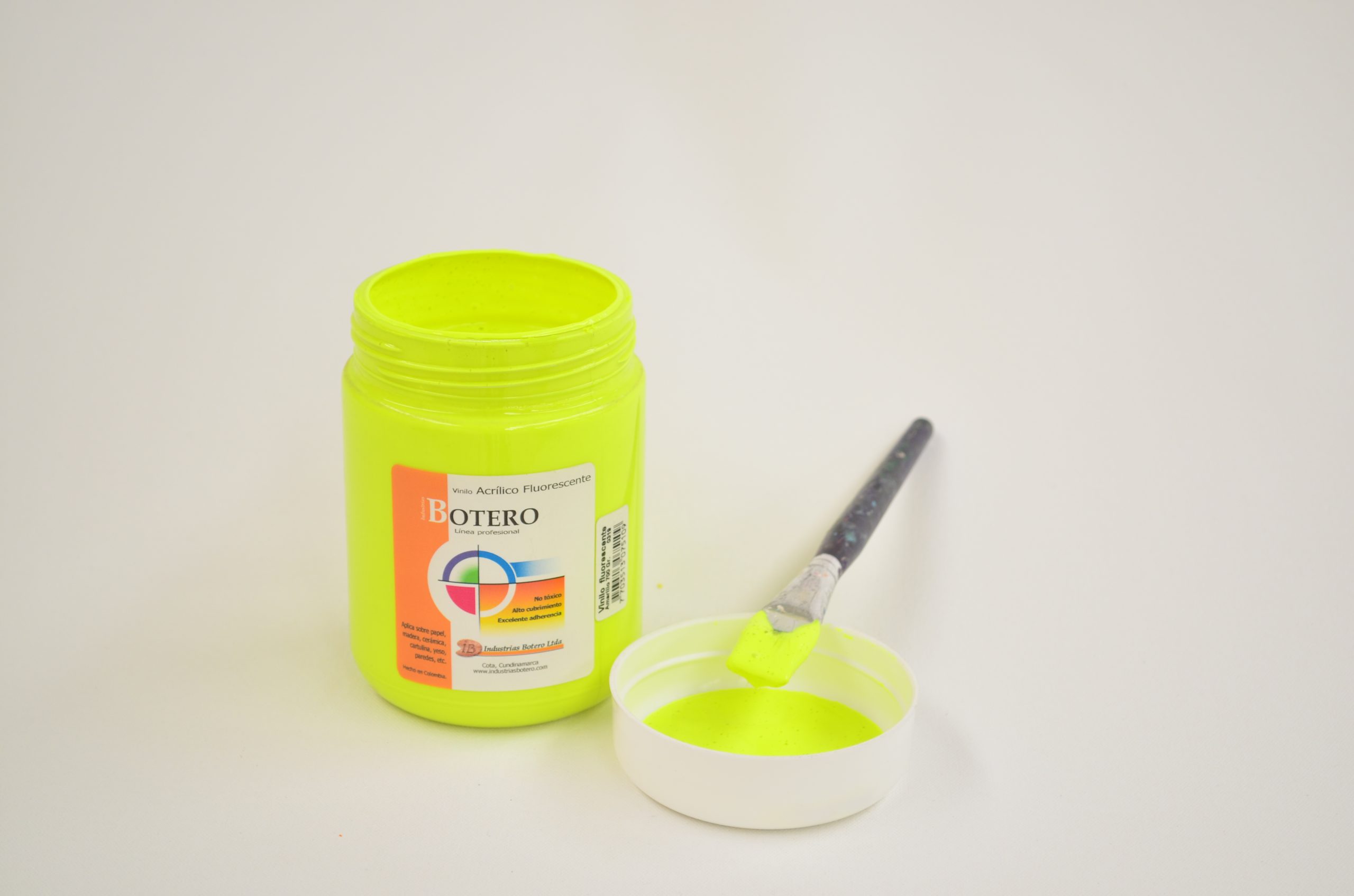 Vinilo acrilico fluorescente 700gr Amarillo