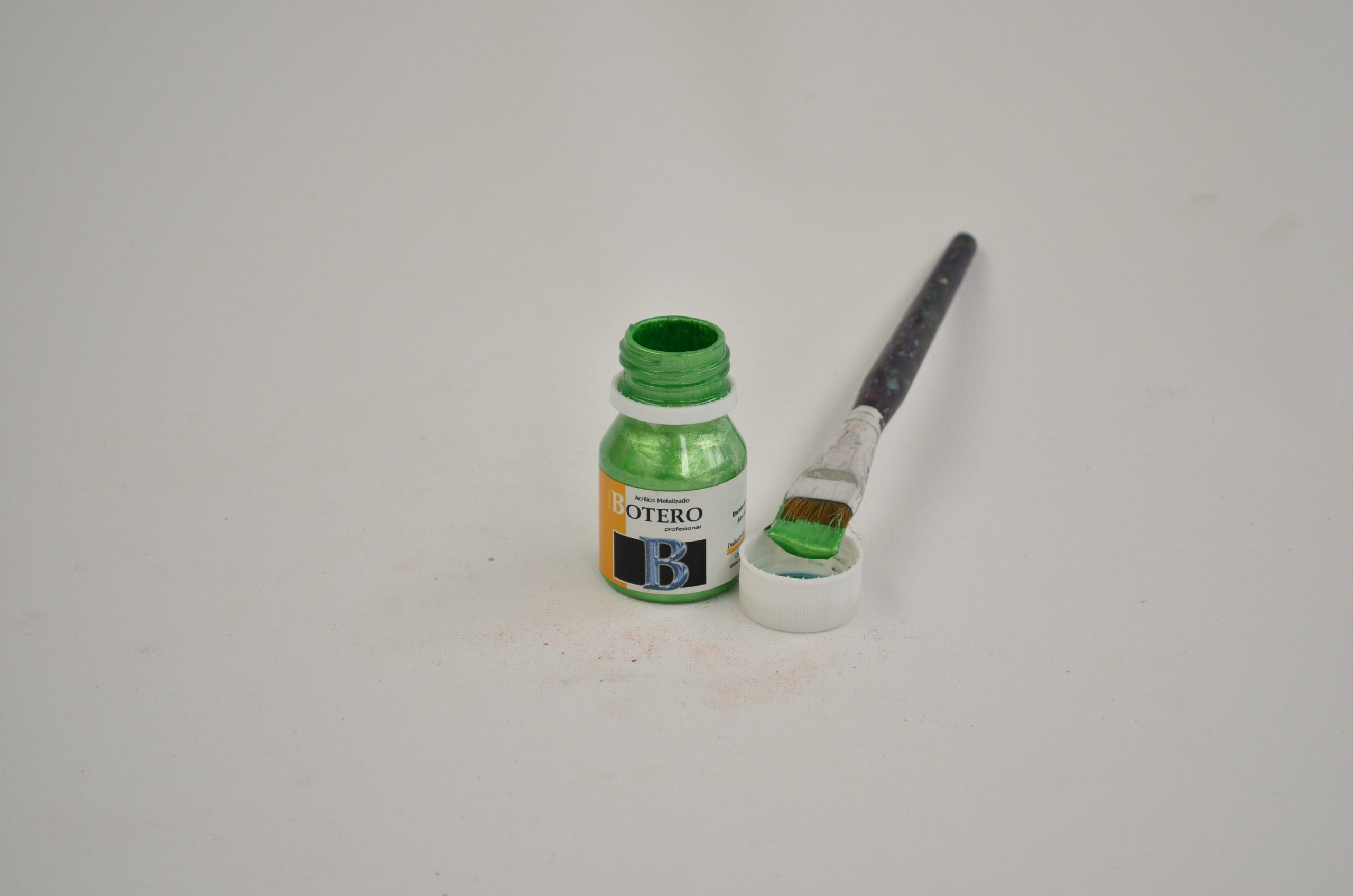 Acrílico Metalizado Verde Esmeralda Botero