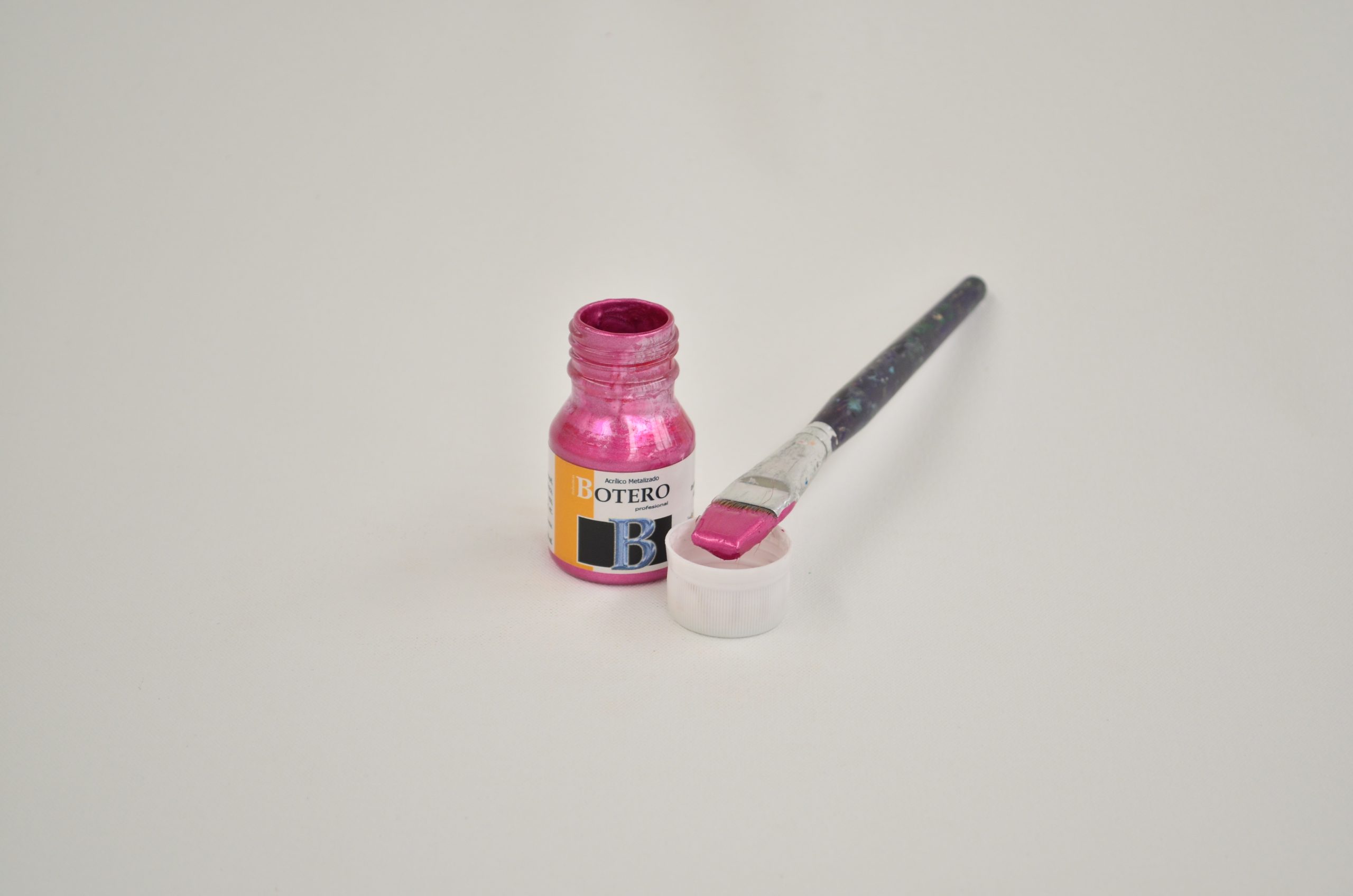 Acrílico Metalizado Magenta Botero