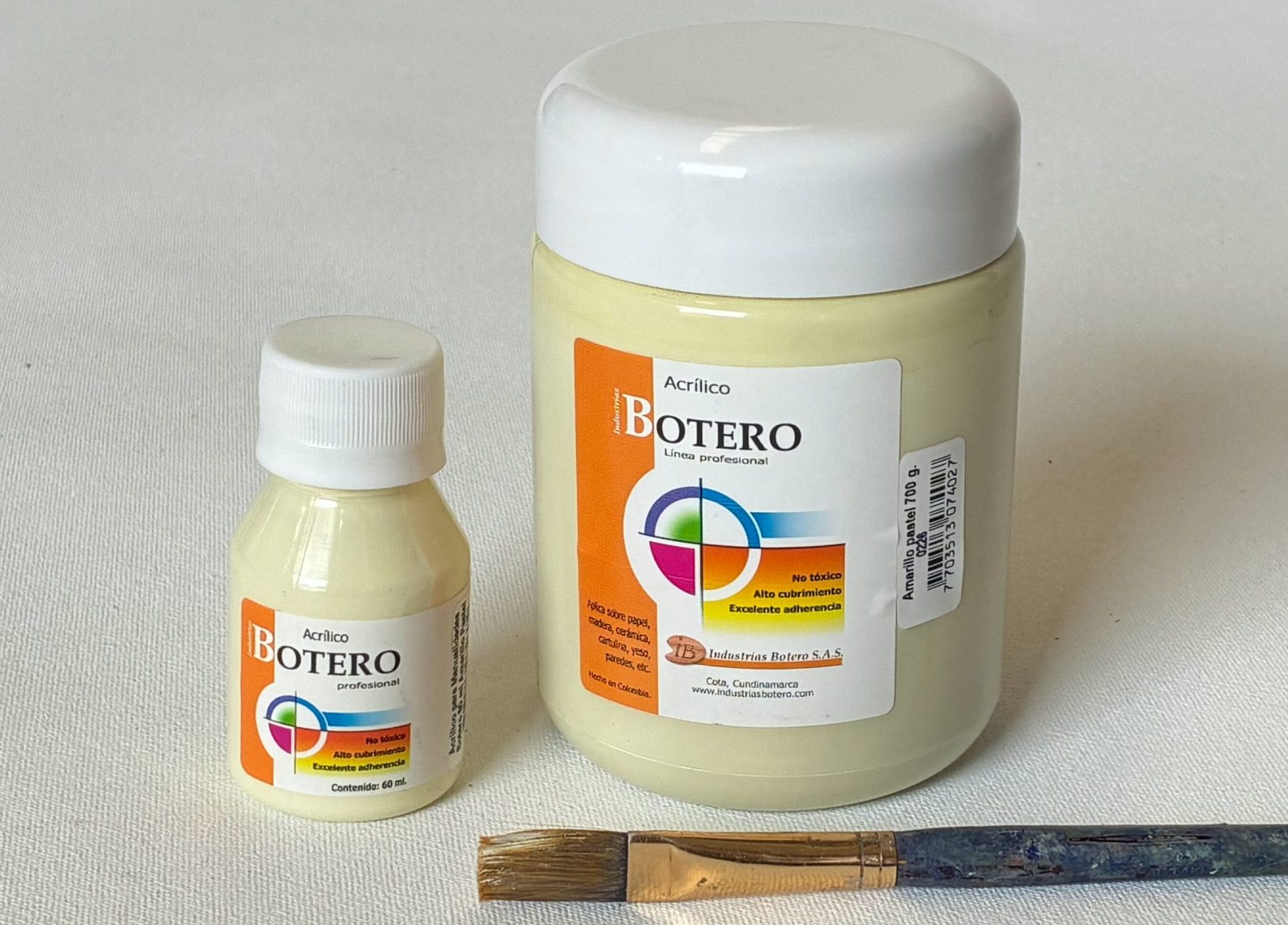 Acrílico Amarillo Pastel Botero