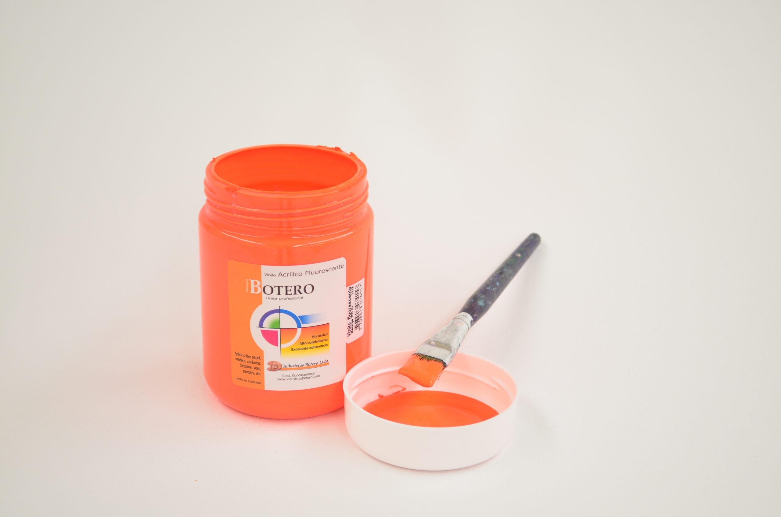Acrílico Fluorescente Naranja Botero